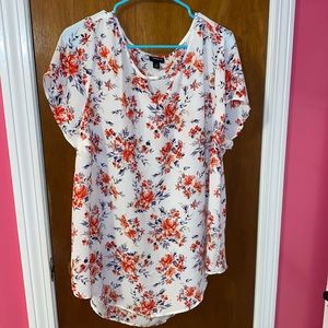 Like new ivory floral blouse